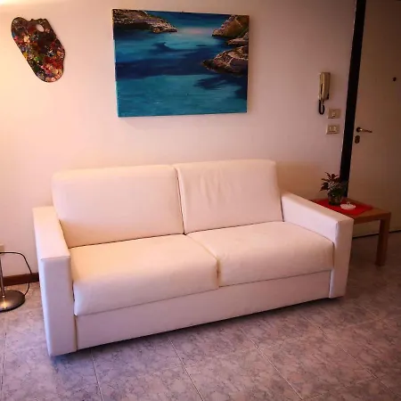 In Lazise/gardasee 21954 Apartament *