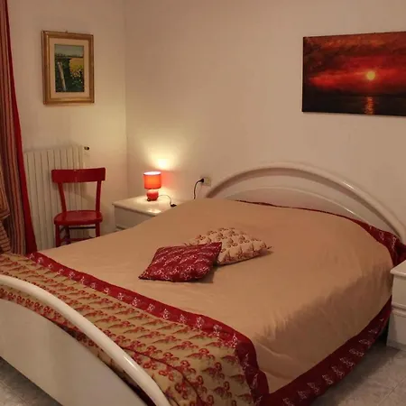 In Lazise/gardasee 21954 Apartament *